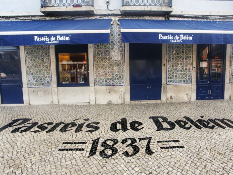 De lekkerste Pastel de Nata eet je bij Belém in Lissabon!